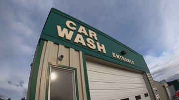 First frame for 2021 12 20 Island Express car wash 30 sec CV